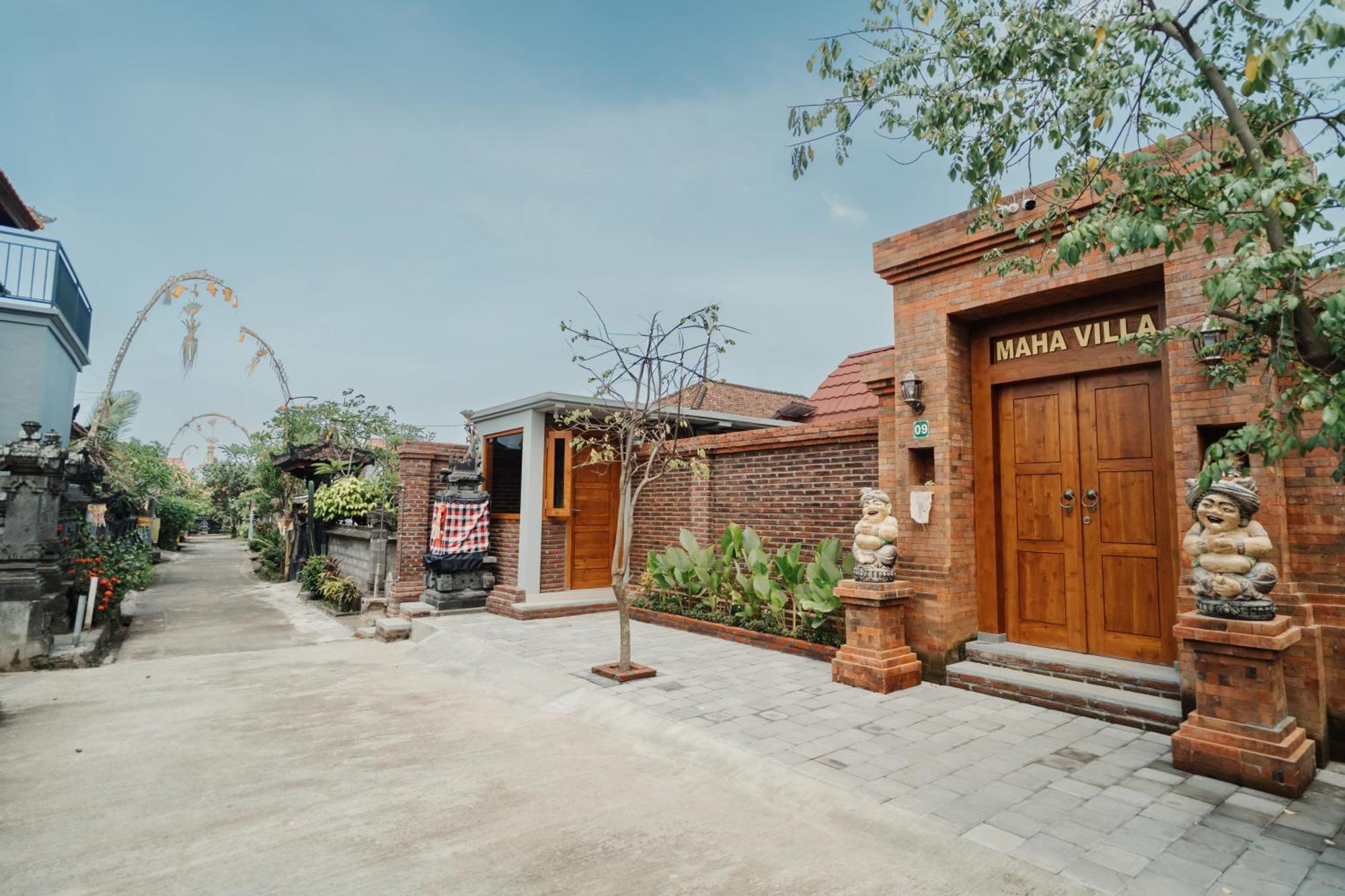 Maha Villa Kelating Krambitan Exterior photo
